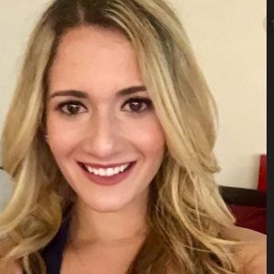 Meet your Posher, Delmi